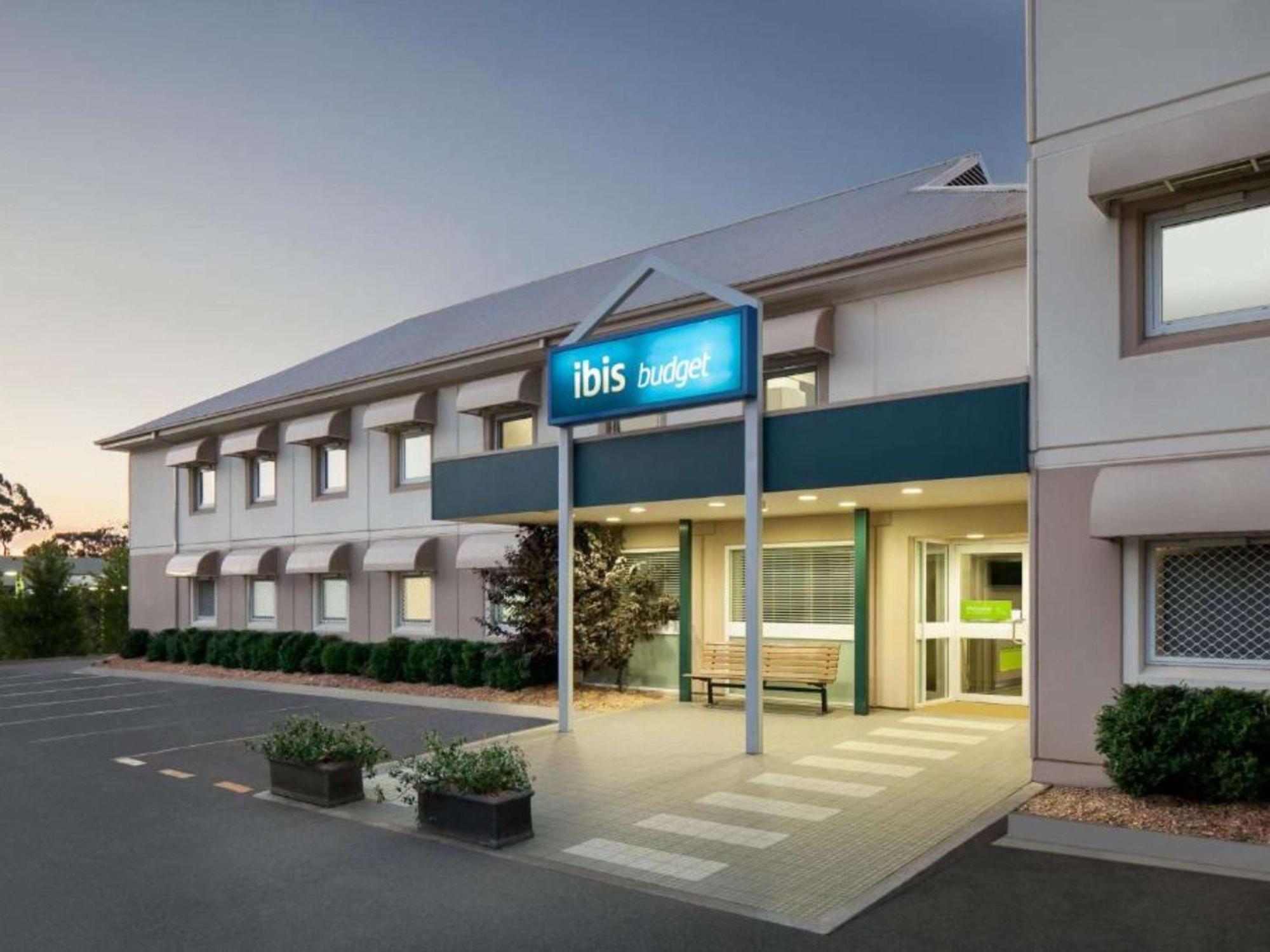 Ibis Budget Canberra Exterior foto